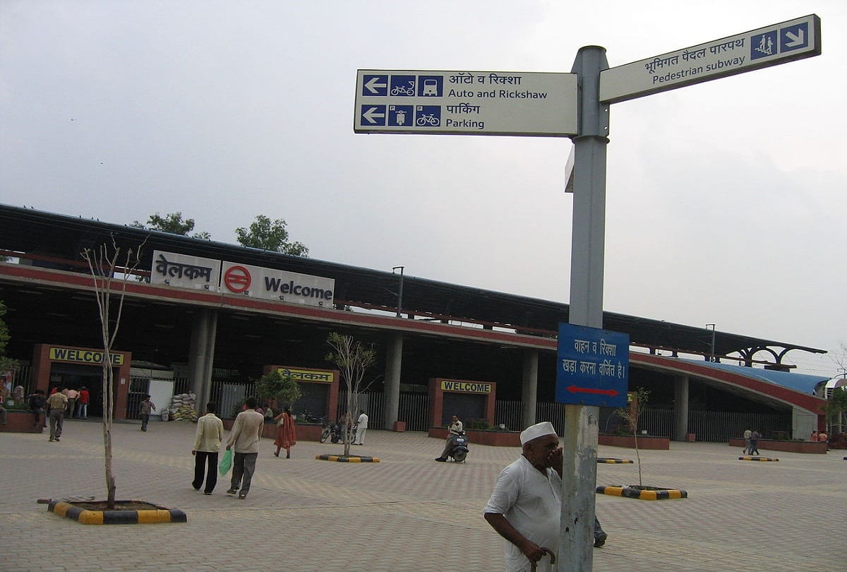 Seven more metro stations will be illuminate till Diwali