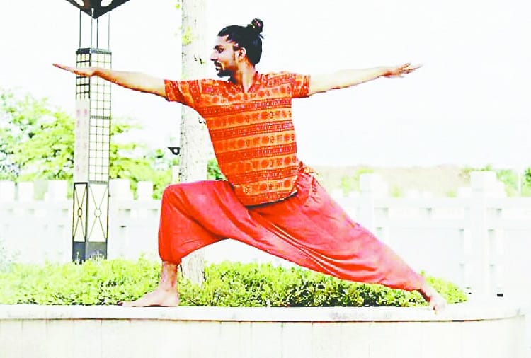 World Yoga Day: Wonderful young people from western Uttar Pradesh in China, see photos 