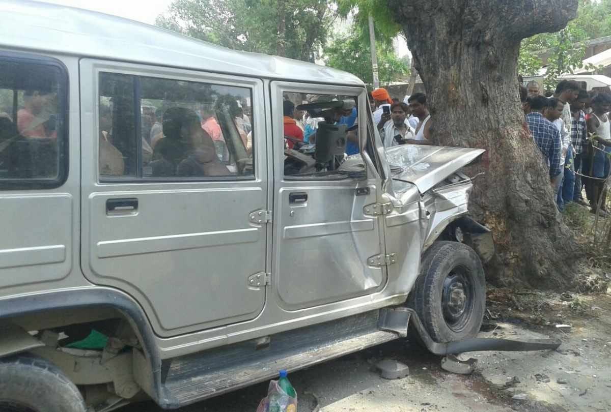 bolero hit the biker in faizabad