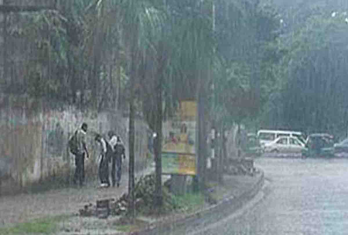 Meteorological Department warns of storm and heavy rain