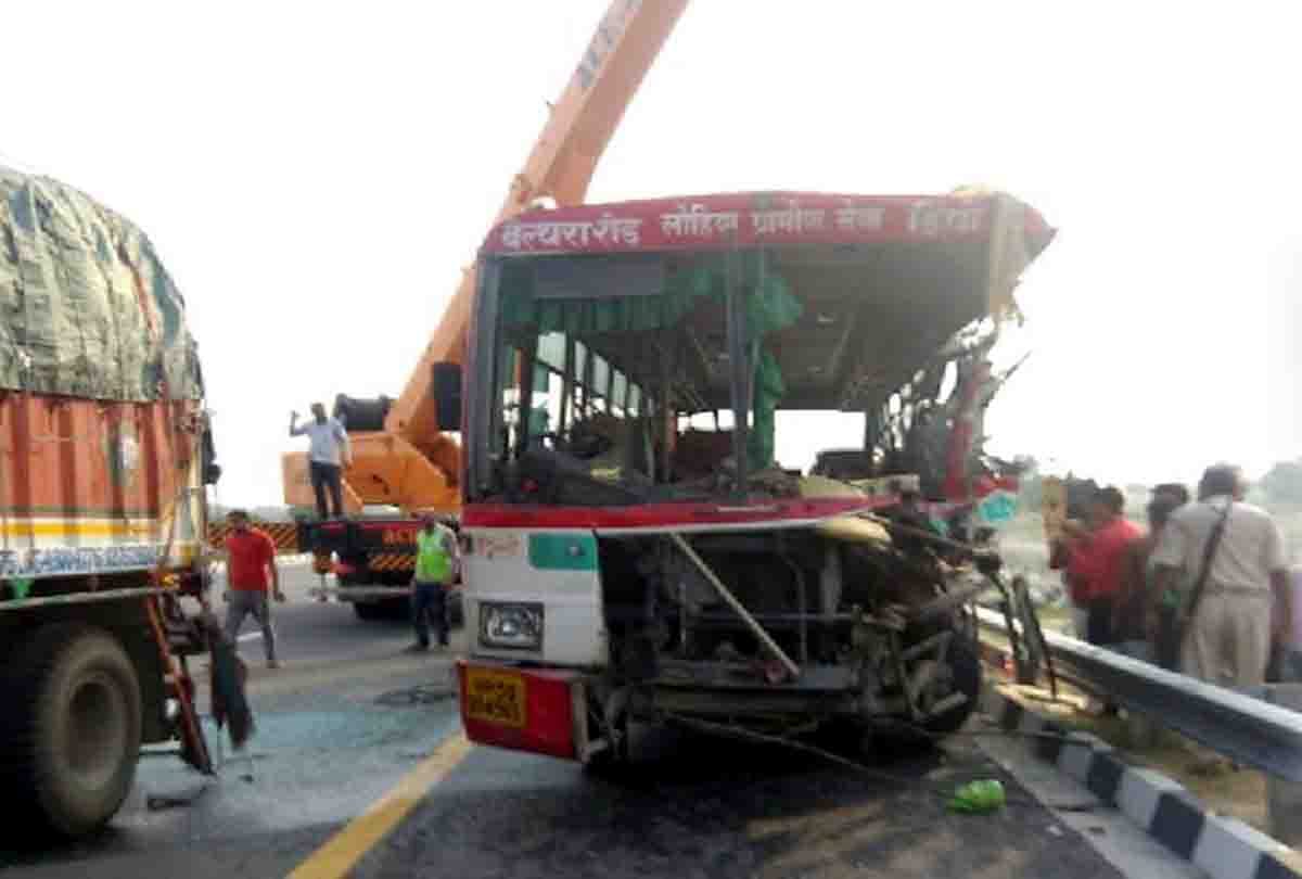 Agra-Lucknow Express incident on friday morning 