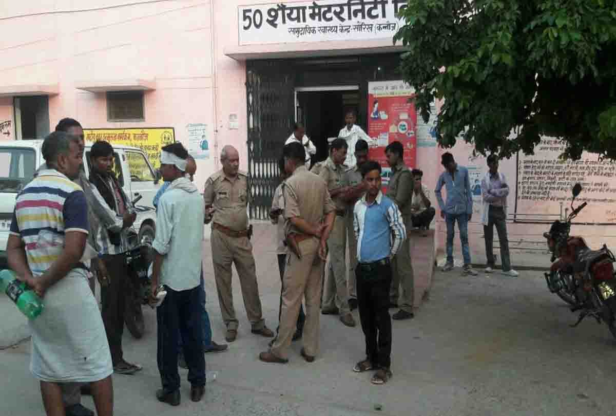 Road accident on Lucknow Agra Express-Way