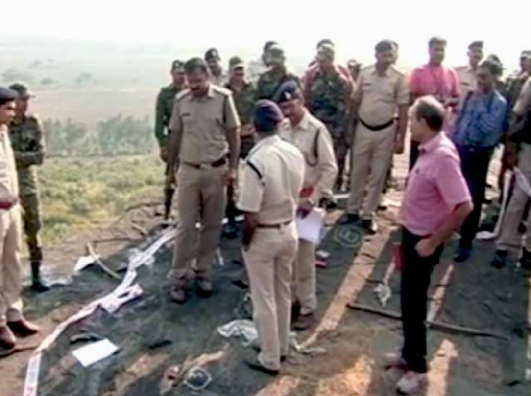 Dabangs burnt alive Dalit farmer in front of his wife in land dispute