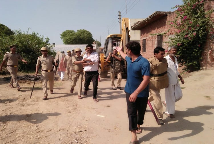 Meerut: Bawal on construction in Sardhana, Police force deployed