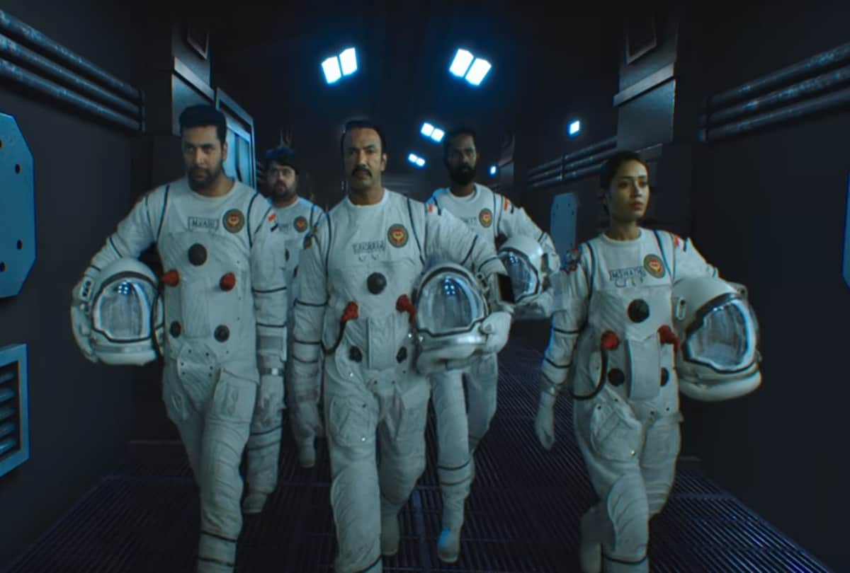 film review jayam ravi starrer tik tik tik