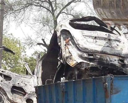 Clash between two groups at azamgarh after dispute in marriage function