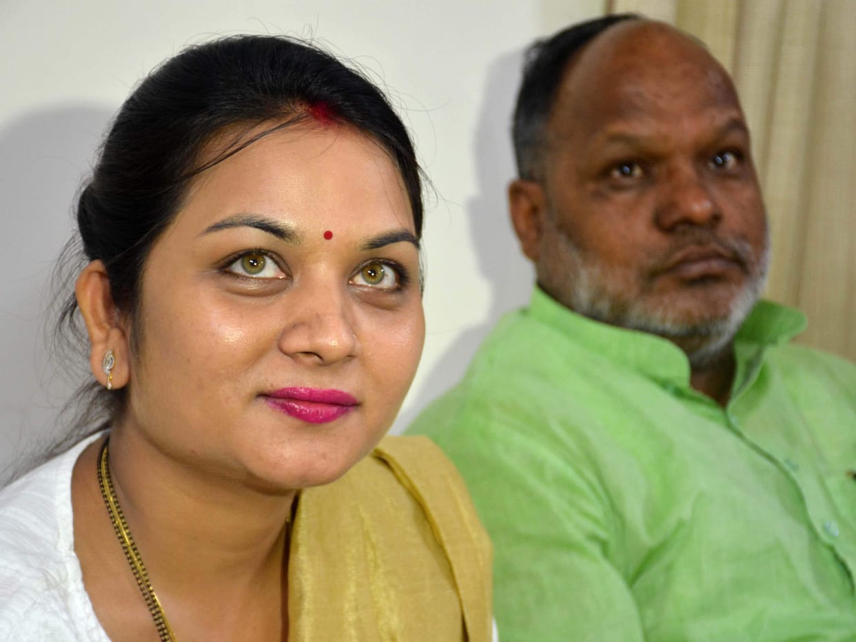 Aprajita sonkar defende mahendra nath pandey