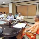 बैठक में मुख्यमंत्री योगी आदित्यनाथ