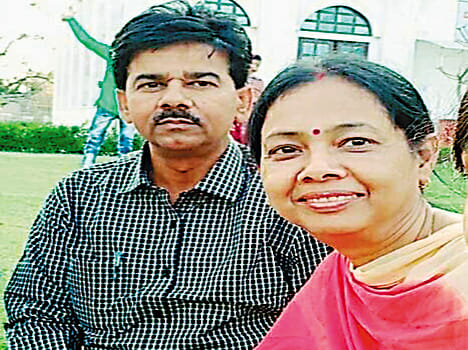 Innova ditch, officer dies of freight corridor