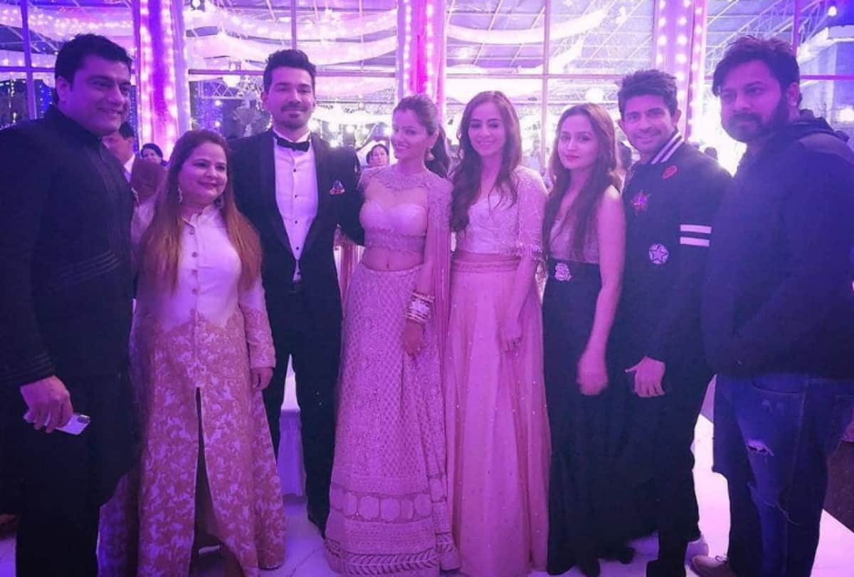 newly wed couple rubina dilaik and abhinav shukla in a party
