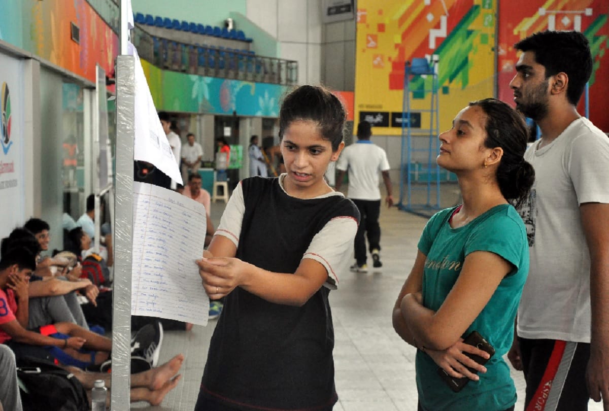 Today is the last day of admission on the basis of third cutoff in DU