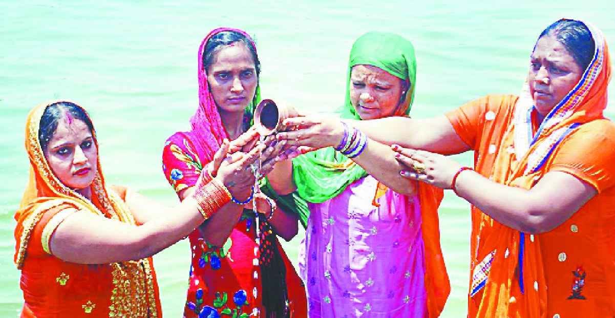 Ganga Dashahara: Due to the faith set by devotees