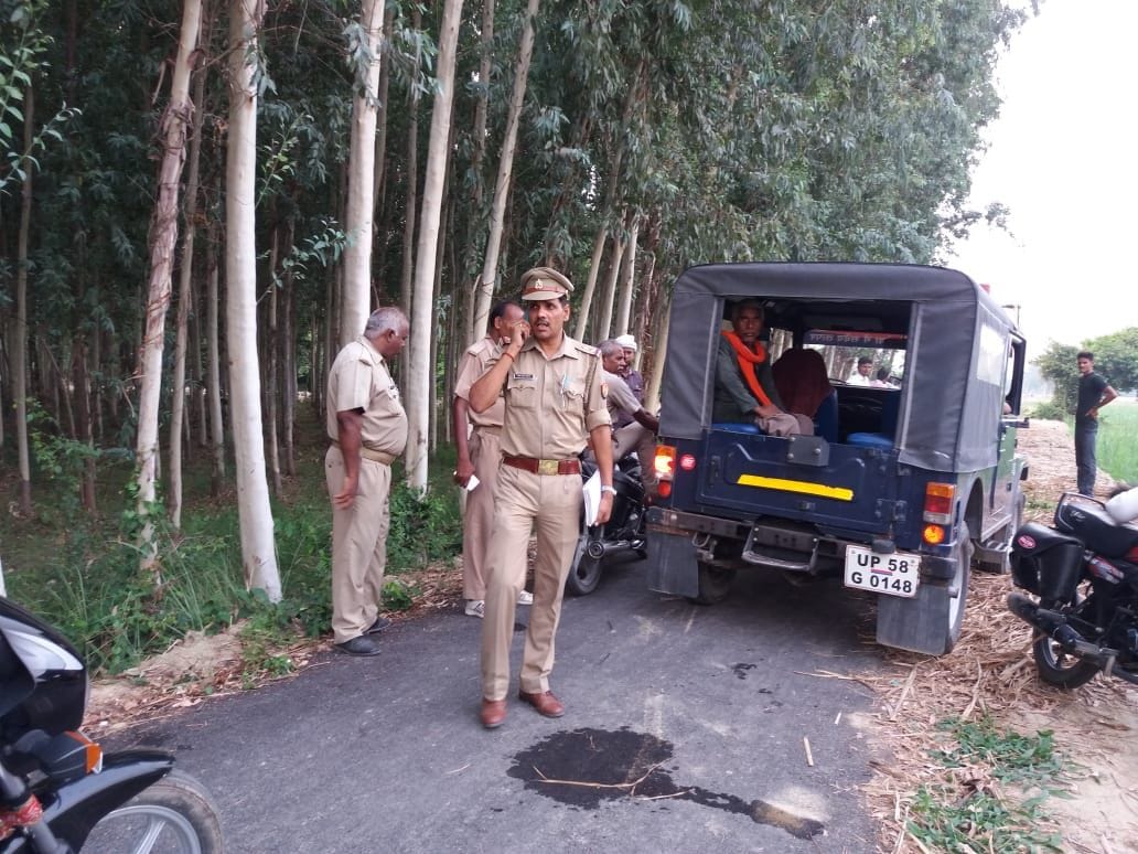 dead body of oldman found beside railway track