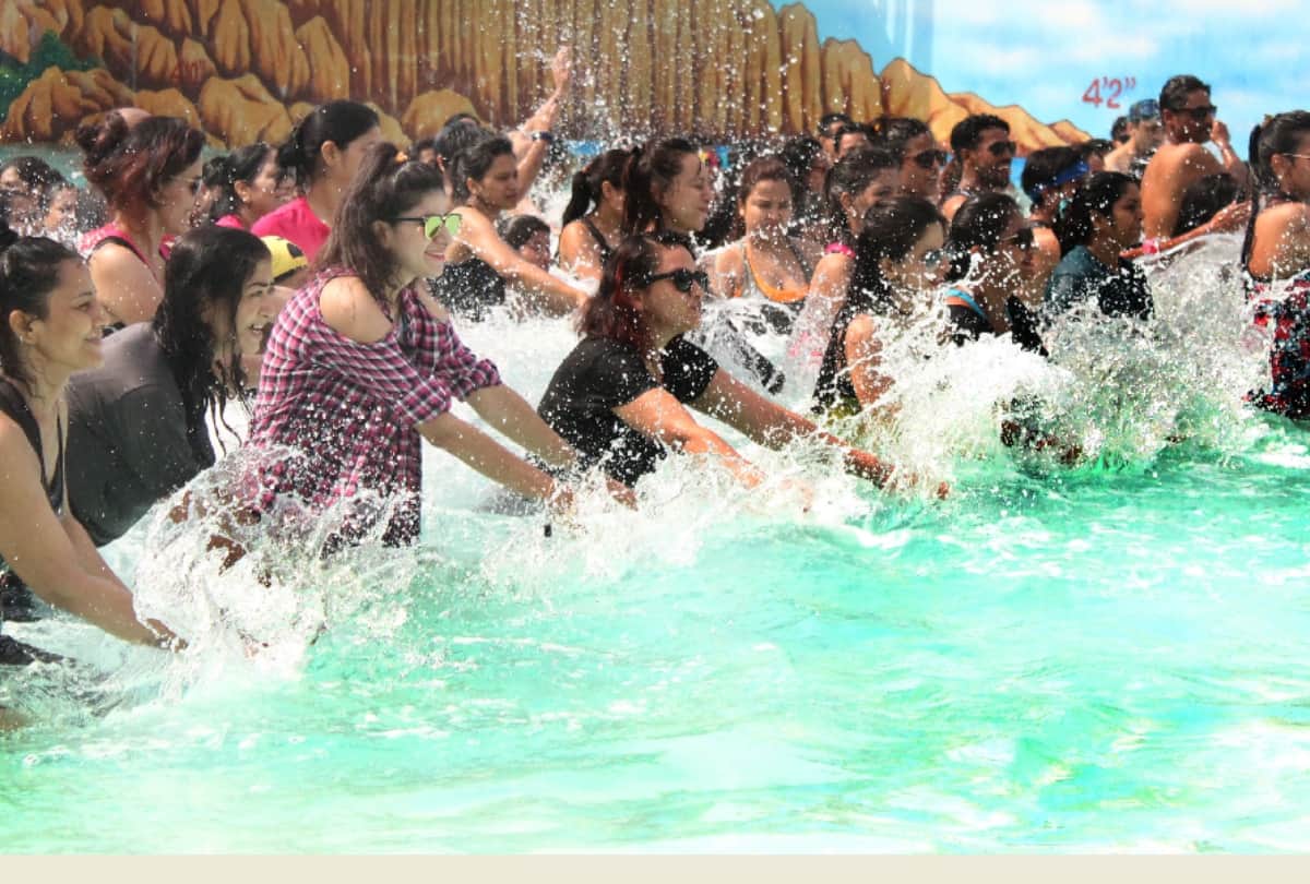 Friendship day special places for friends in delhi ncr