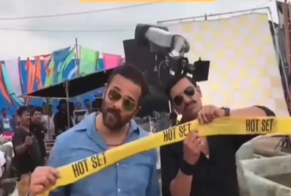 Ranveer Singh Hot Set Simmba video with Rohit Shetty goes viral 