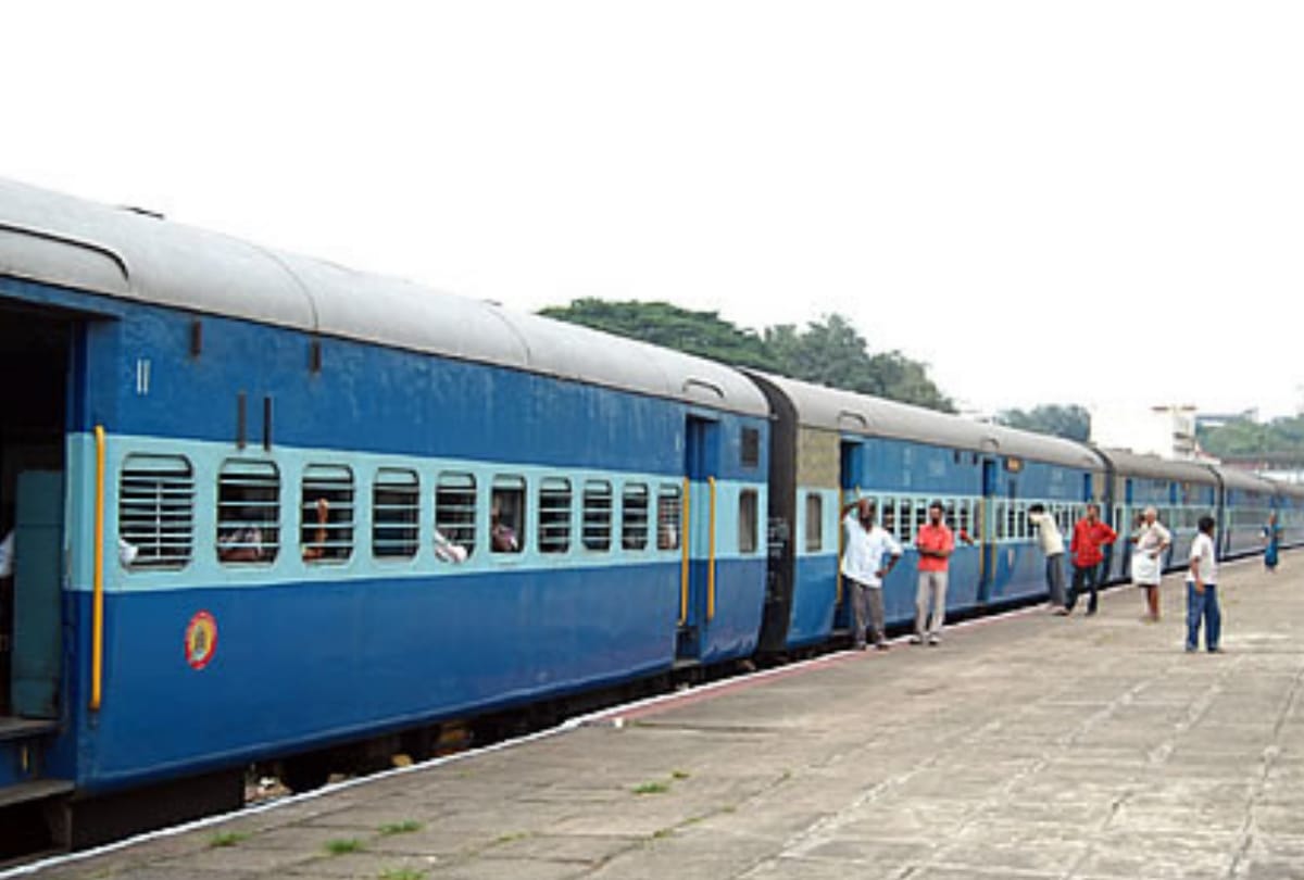 passengers will get food in eco friendly plate in trains