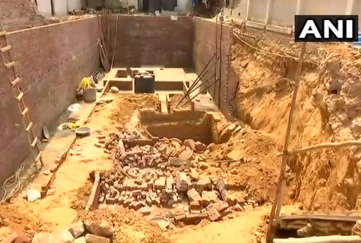  Six people injured and one dead after a wall collapsed in Greater Kailash