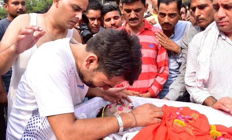 योगेश तेरा ये बलिदान याद रखेगा हिंदुस्तान