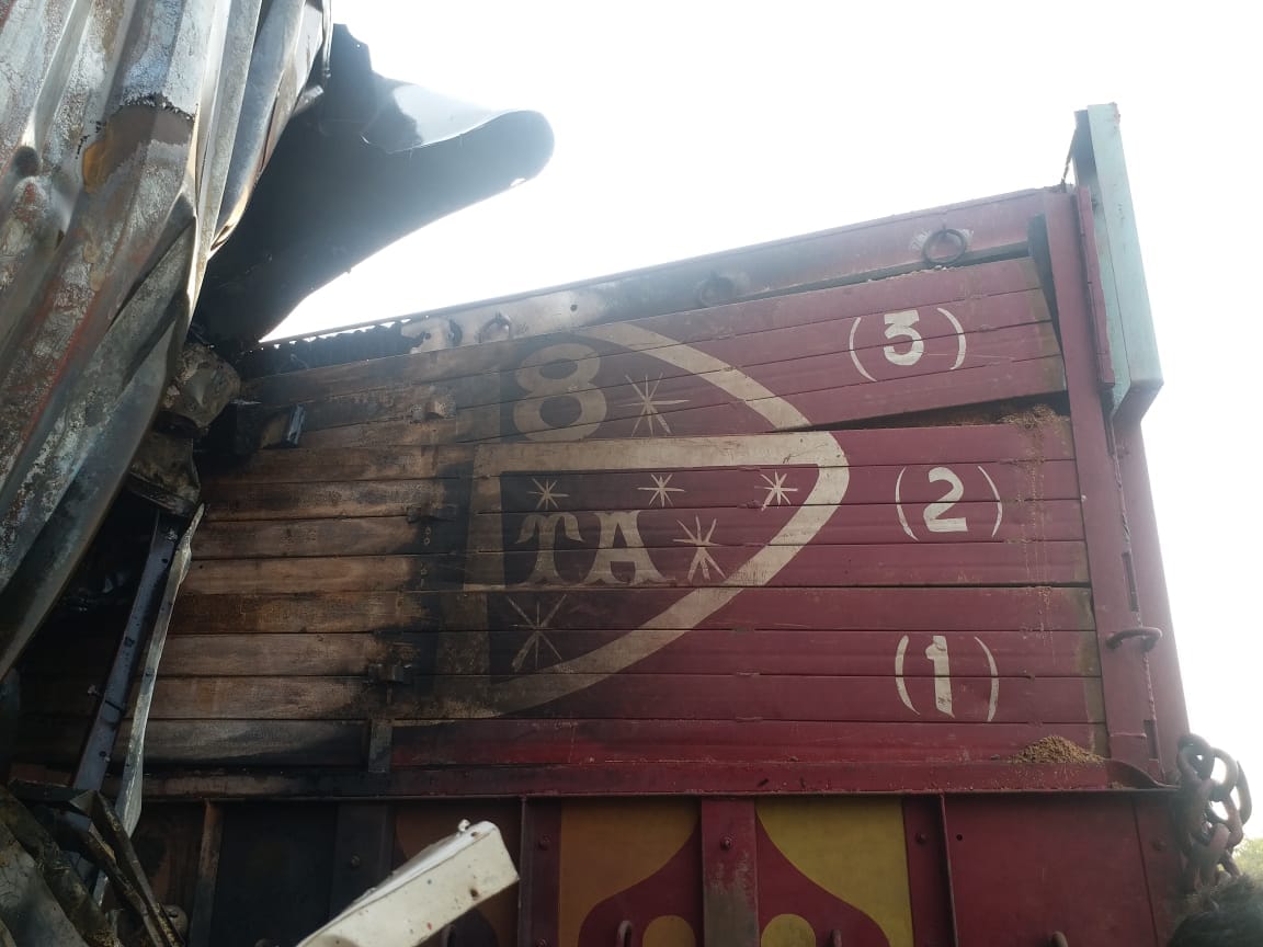 driver died in truck accident at Faizabad road