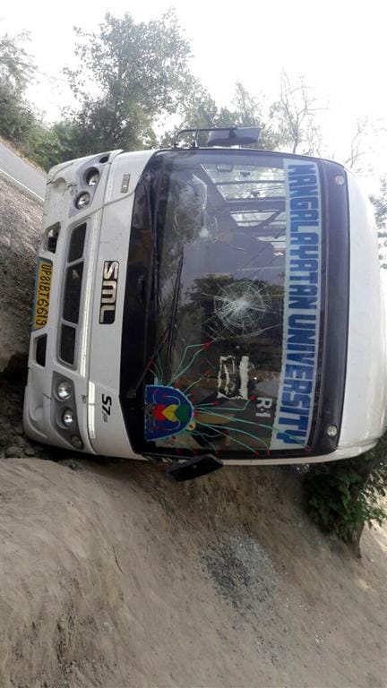 Twenty-two buses turned upside down, eight injured