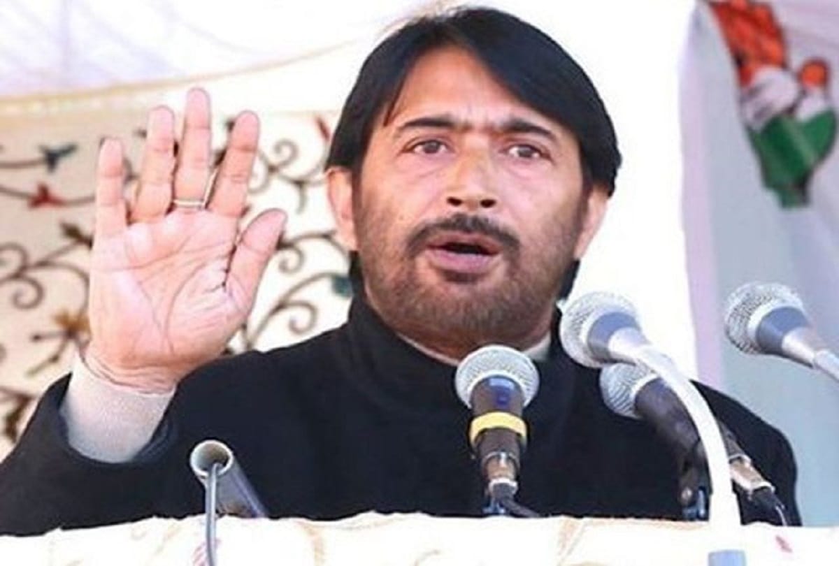 Congress state president ghulam ahmad Mir complimented Rahul Gandhi minimum income plan