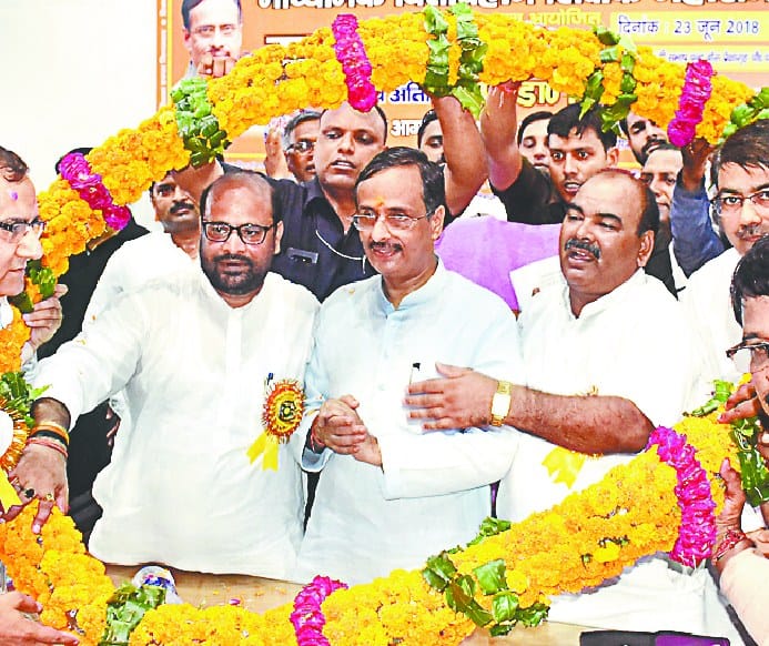 28 hazaar shikhako ki bharti