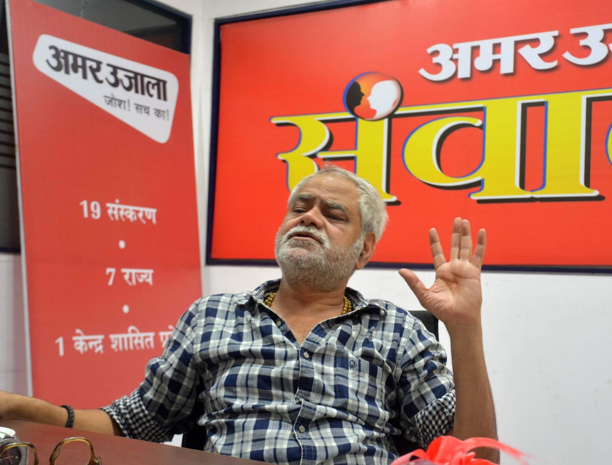 Sanjay mishra says that he like to live like a comman life not a celebrity