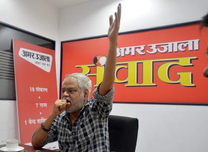 Sanjay mishra says that he like to live like a comman life not a celebrity