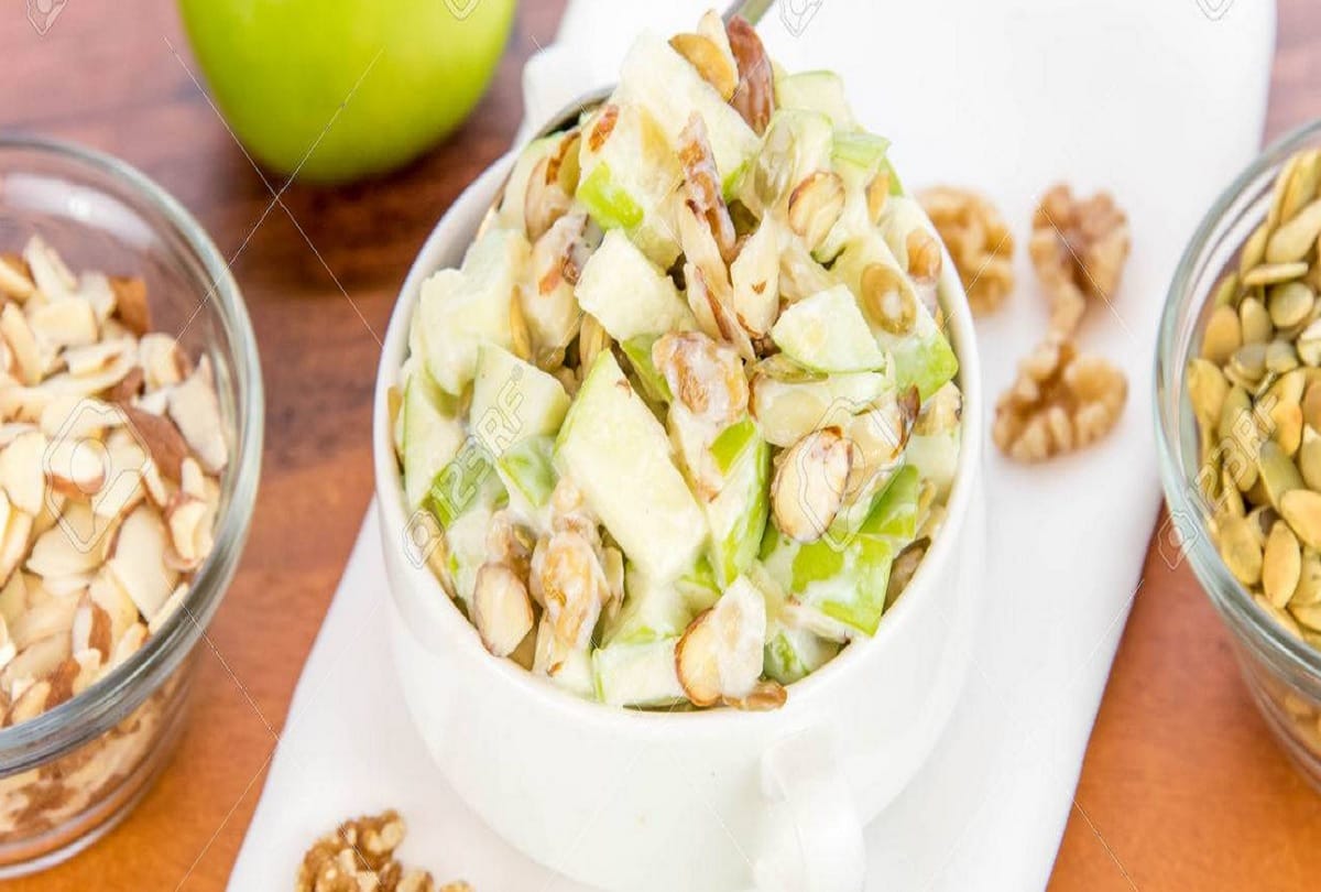 Apples almonds and walnuts will be expensive due to the India-US Trade War