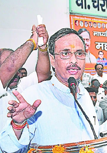 hume swast patrkaarita ki jarurat