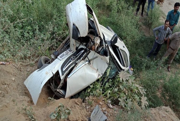UP: big car accident in Meerut, five injured, see photos
