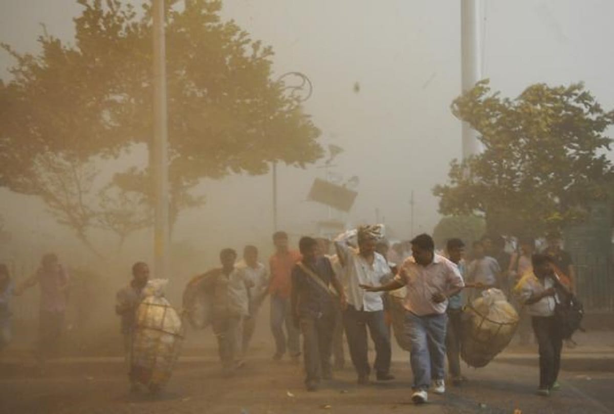 Dusty storm hits Delhi-NCR