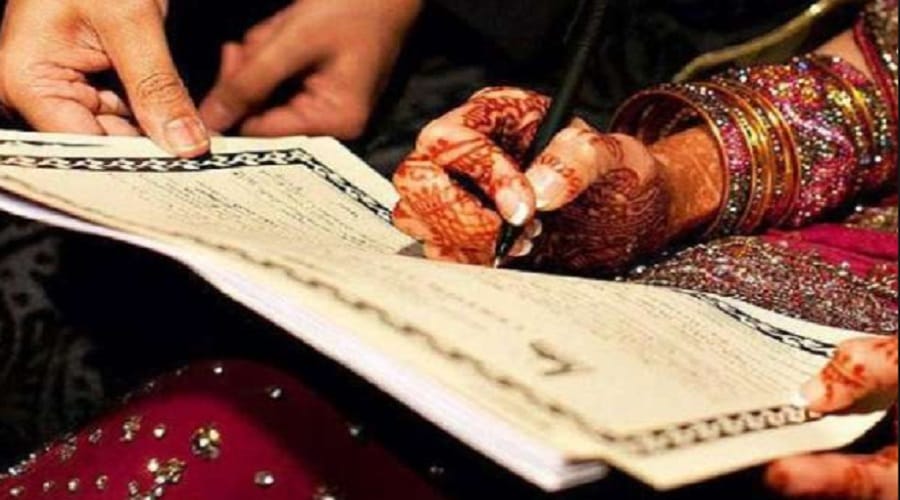 Ten minutes after husband's death wife committed suicide