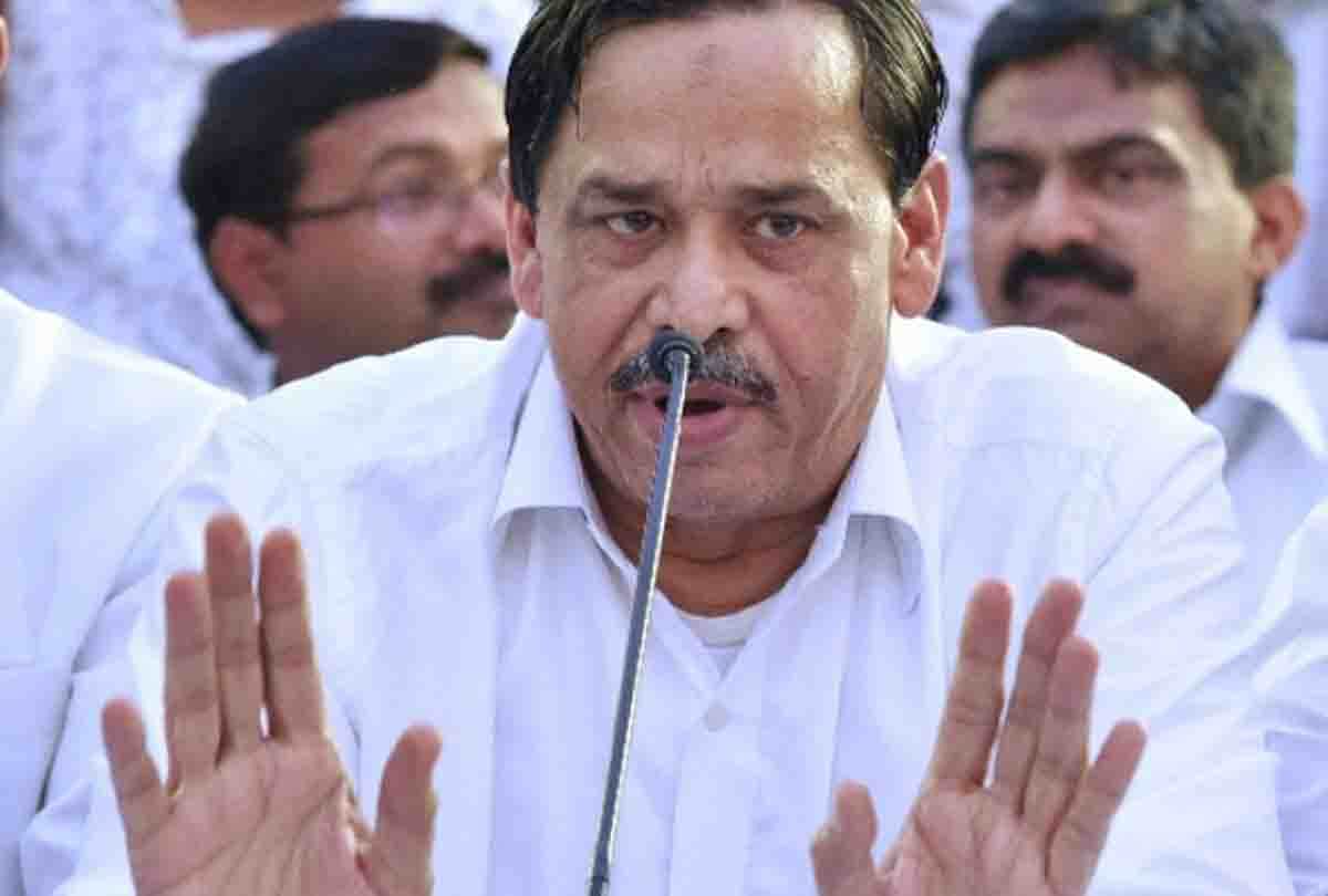 nasimuddin siddiqui political journey started with the election of Palika MLA was elected from Banda Sadar in 1991