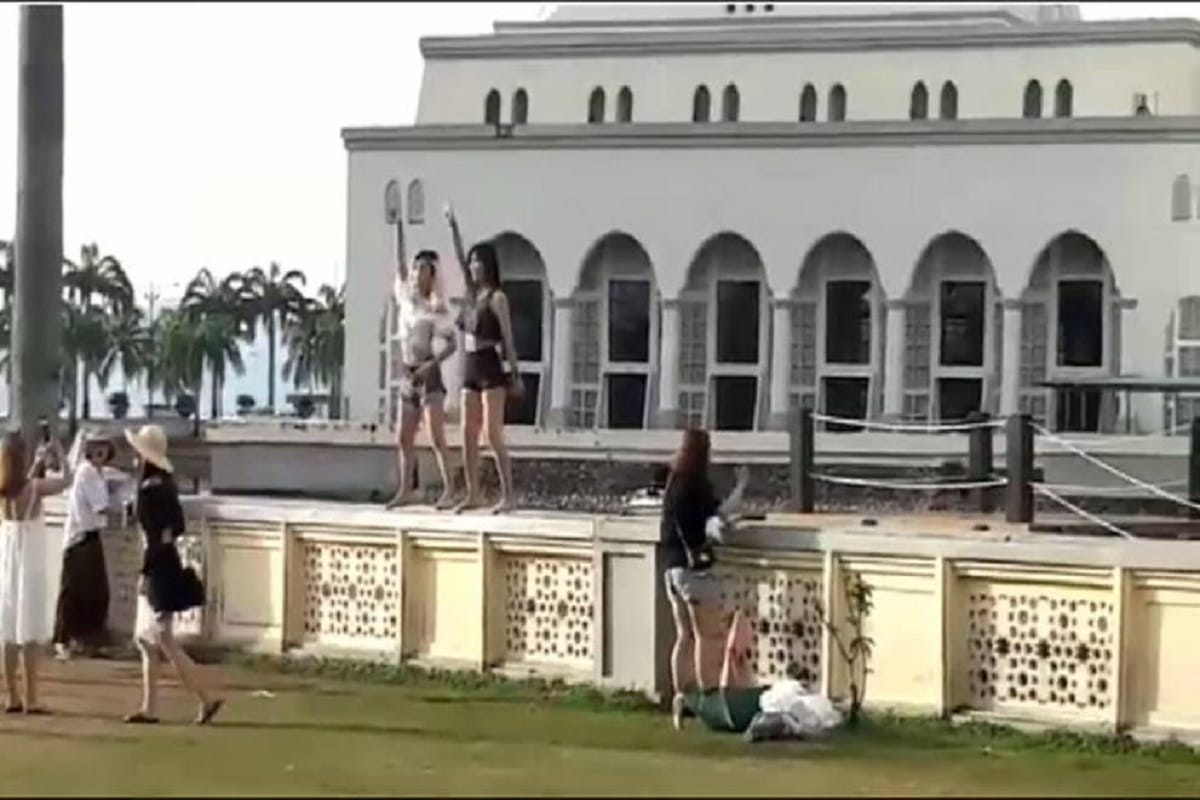Malaysia mosque sexy dance goes viral on social media