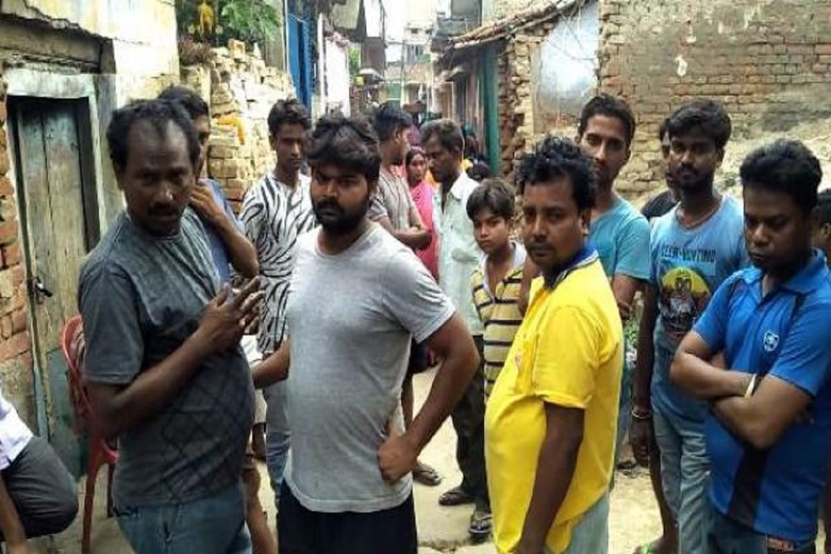 Four people died after consuming spurious liquor in Begusarai Bihar