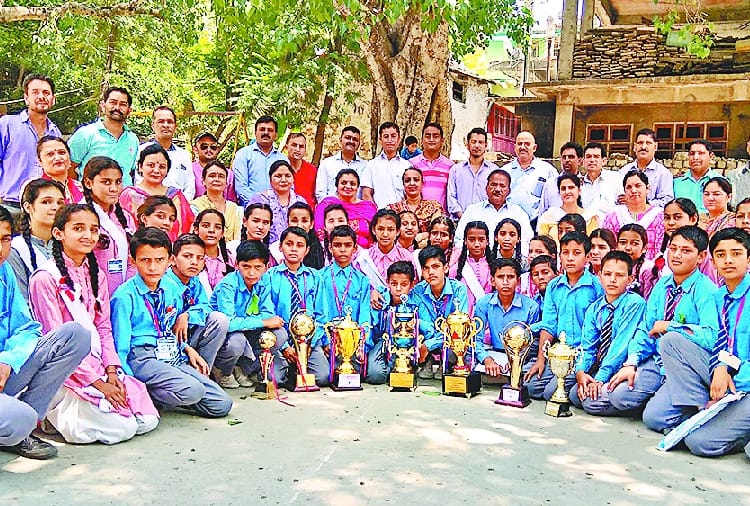 नोगली के छात्रों ने कबड्डी और योग प्रतियोगिता में झटका पहला स्थान