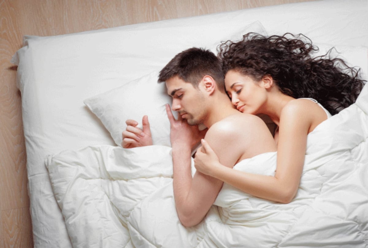 how your partner sleep with you reveals a lot about your relationship