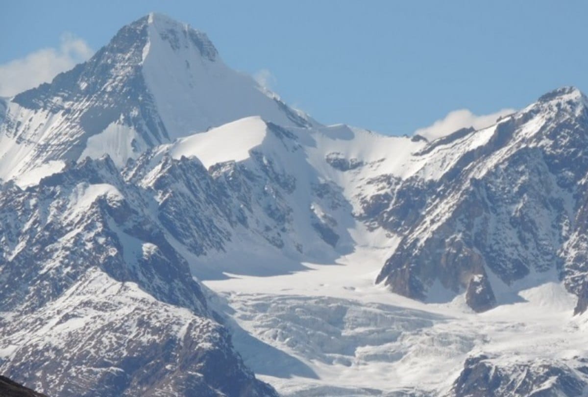 Trekking on Kangla glacier in Lahaul Spiti Himachal Pradesh