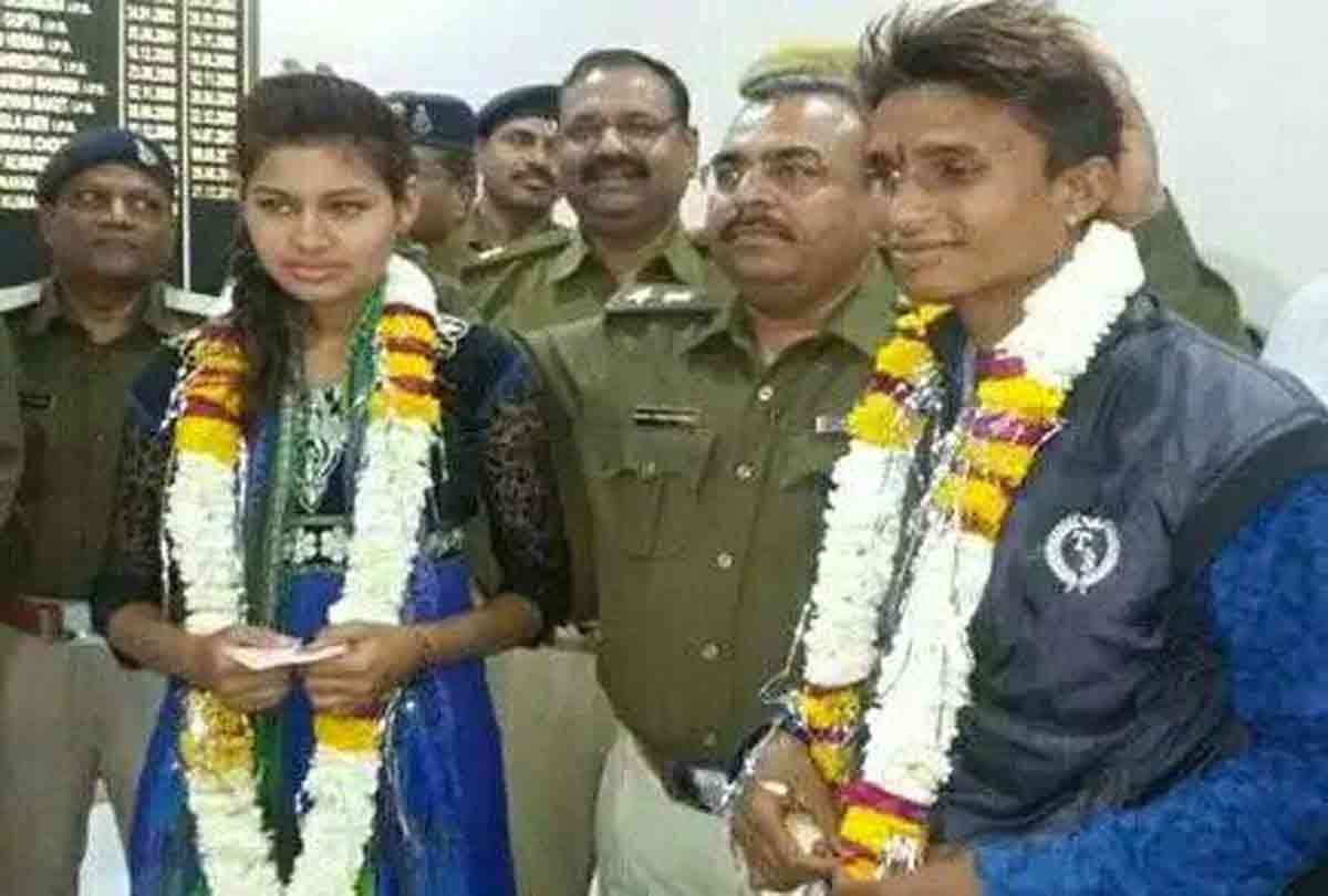 boy marry a girl from red light area and then happened an incident