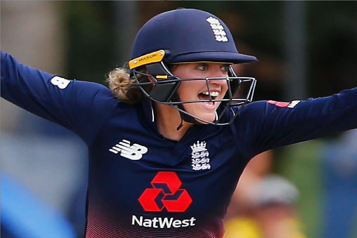 england women cricket team wicket-keeper Sarah Taylor calls time on 