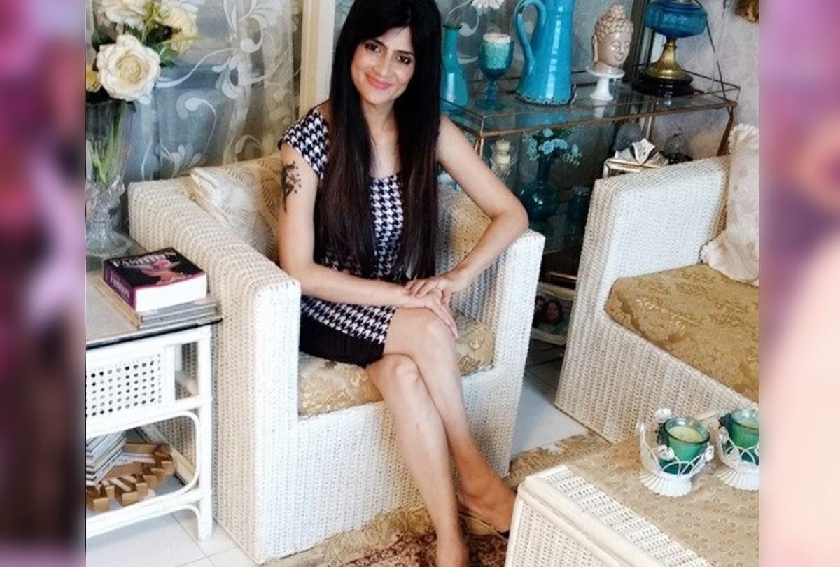 shailza affair was caught red handed by husband amit dwivedi while on obscene video call with handa