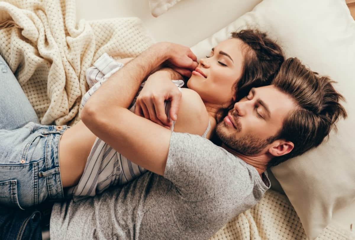 how your partner sleep with you reveals a lot about your relationship