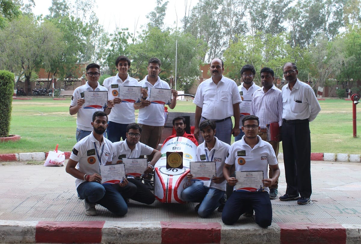 Hindustan college Students made Formula1 racing car
