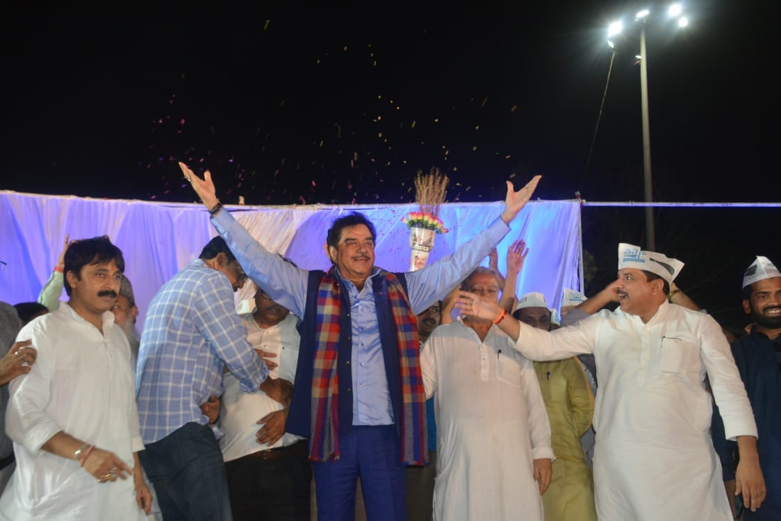 Shatrughan sinha speech in AAp rally at PM constituency