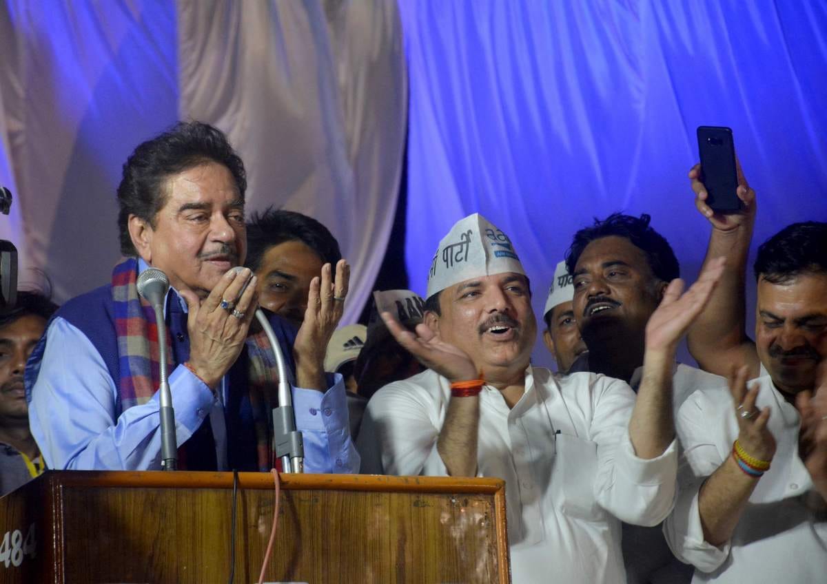 Shatrughan sinha speech in AAp rally at PM constituency