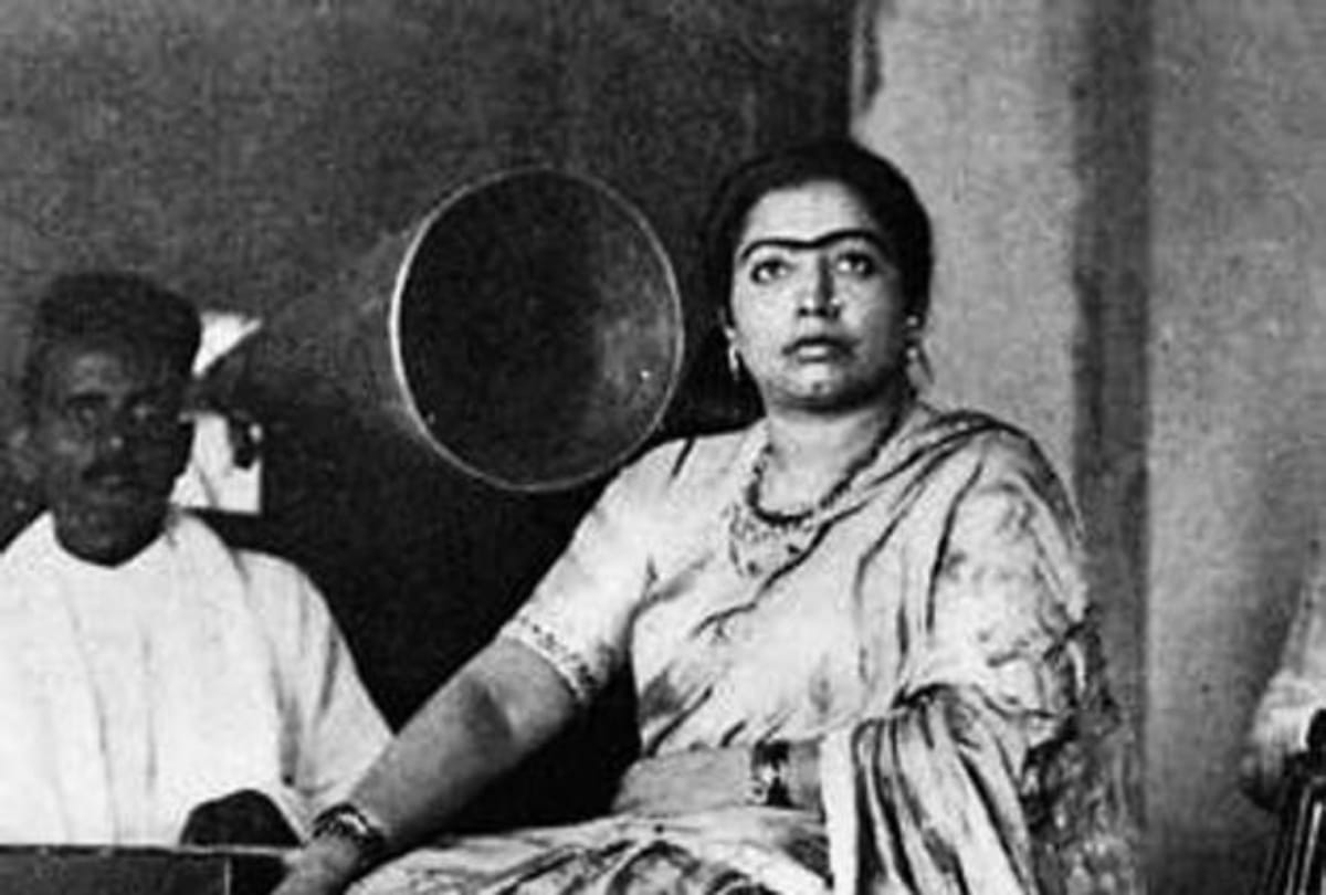 birthday special gauhar jaan faces sexual harassment