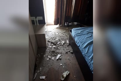 ceiling plaster falls in ajnara daffodil society girl narrowly escapes