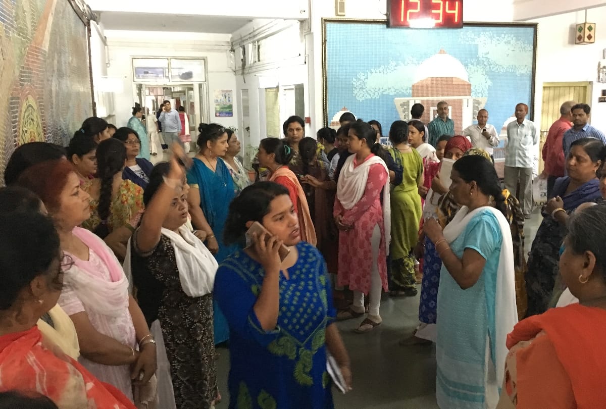 Clerk tried to rape railway worker in DRM office