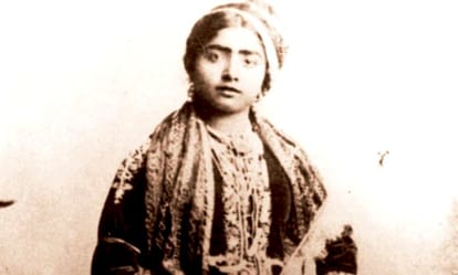  Google Celebrates indian singer and dancer gauhar Jaan 145th Birth Anniversary with Doodle 